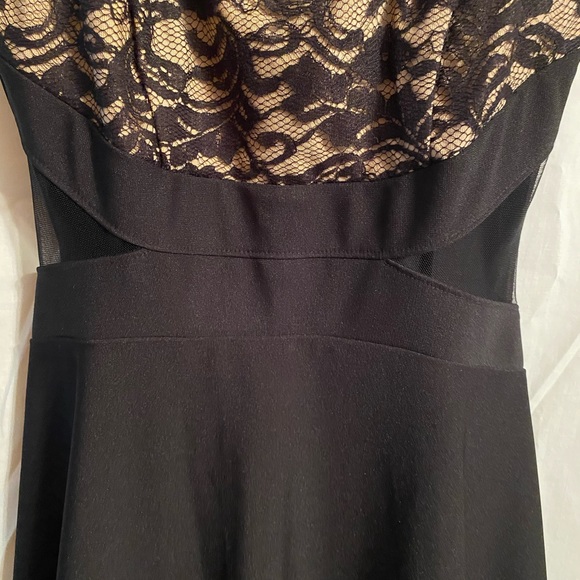 Peekaboo Party Dress - Picture 4 of 7